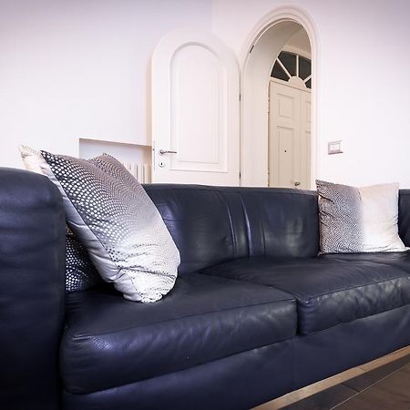 Como Design Apartment - BymyhomeinКомо Екстер'єр фото